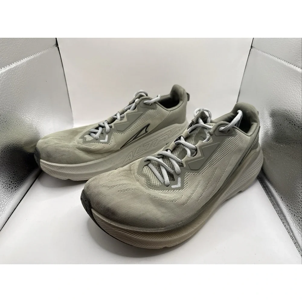 Altra FWD Via Men's 12 M Gray Running Walking Sneakers Good Pre Owned Shoes